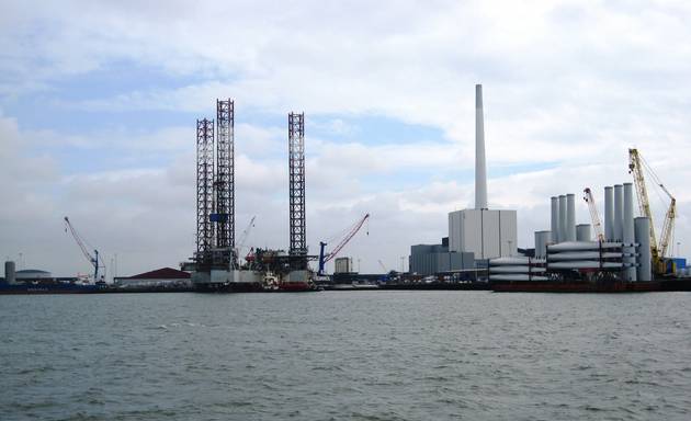 Foto af Esbjerg Havn set fra indsejlingen til Esbjerg