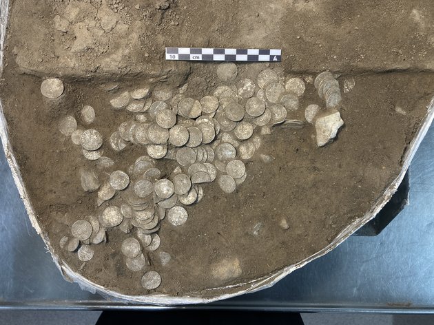 Foto af møntfundet