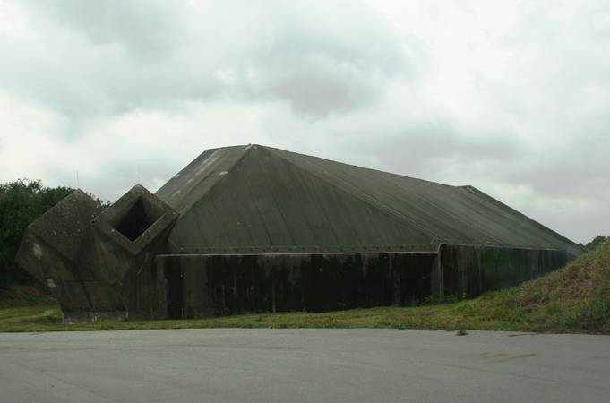 Skrydstrup shelter web ""