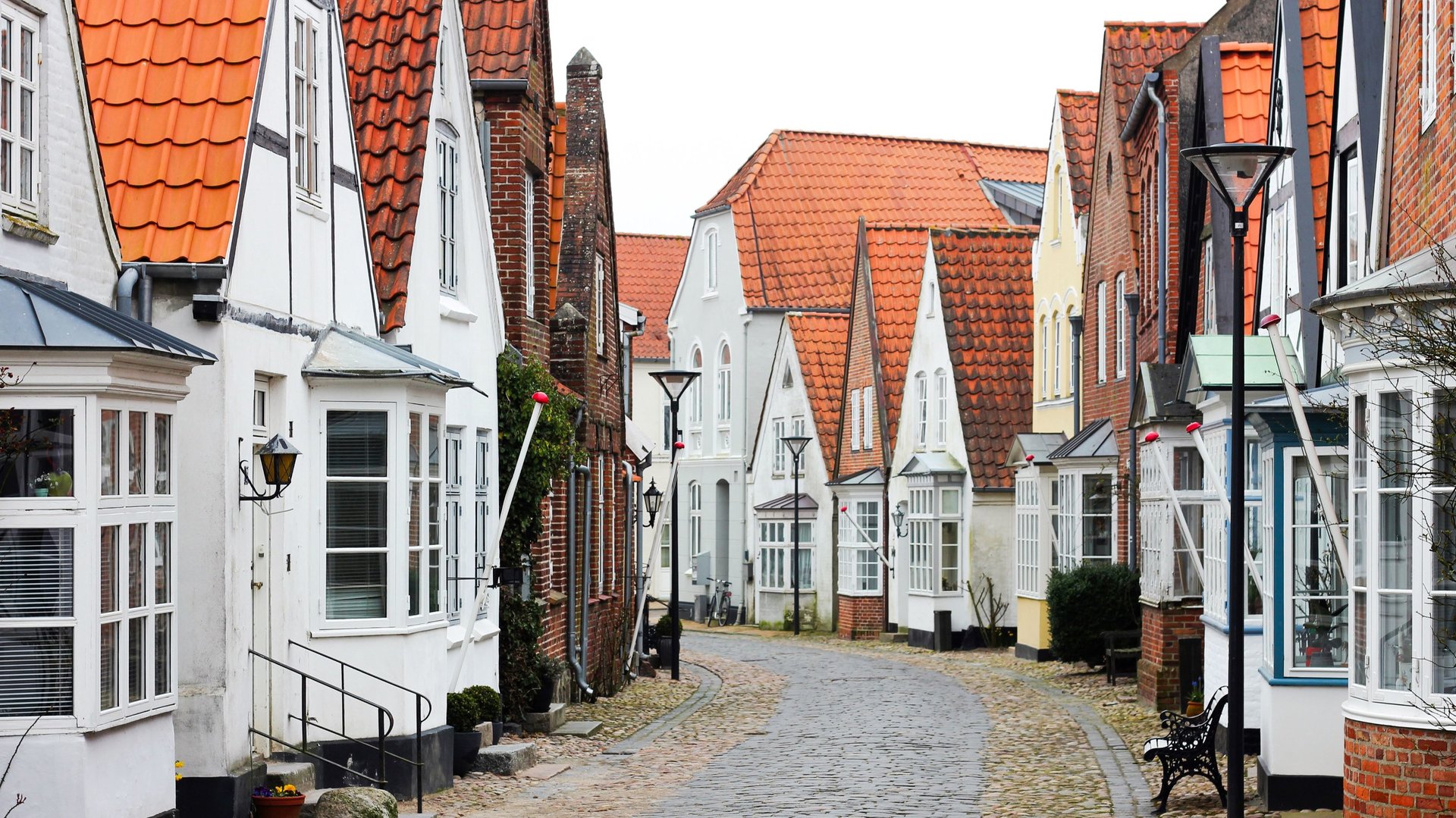Bygade med gamle huse