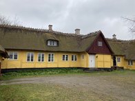 Foto af den firlængede gård Vindbyholtgård
