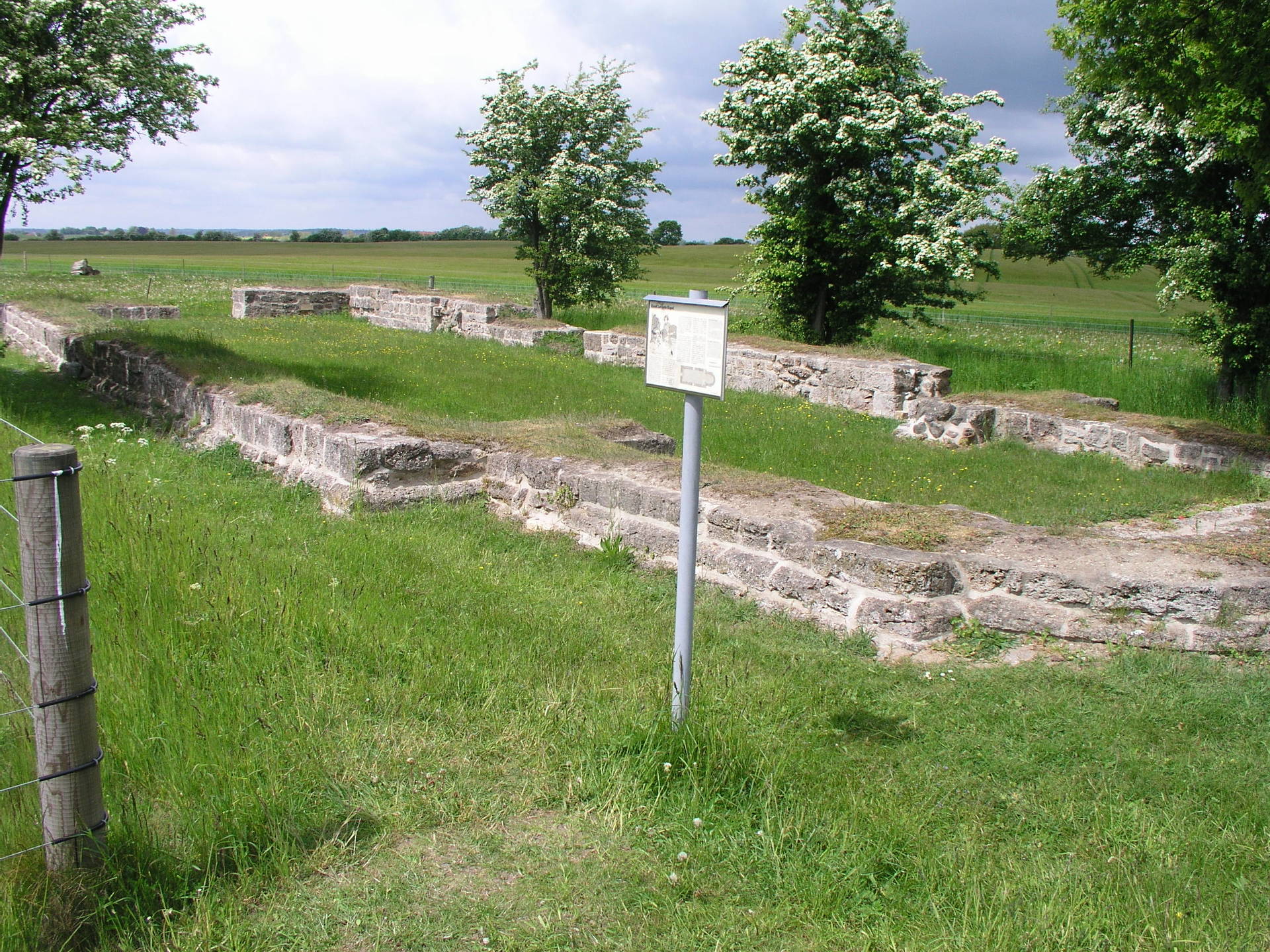 Fig. 7b. Knud Lavards kapel efter sidste restaurering i 2002. Foto: Jørgen Frandsen. Foto af Knud Lavards Kapel.