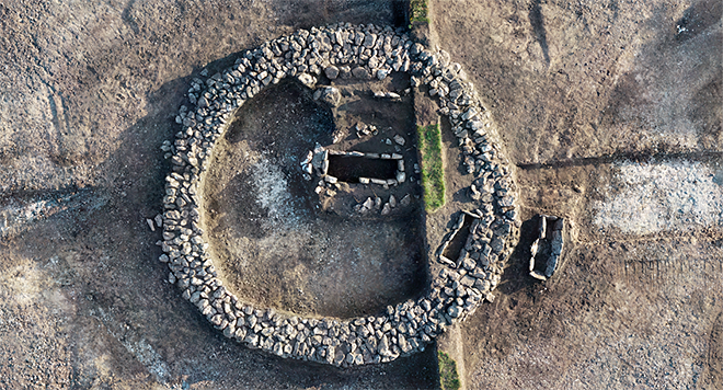 Dronefoto af udgravningen.